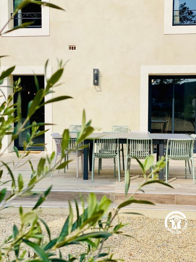 Domaine De Merins, 10 Couchages Avec Piscine, Face A La Riviere, A 4Km De La Plage Флёри Экстерьер фото